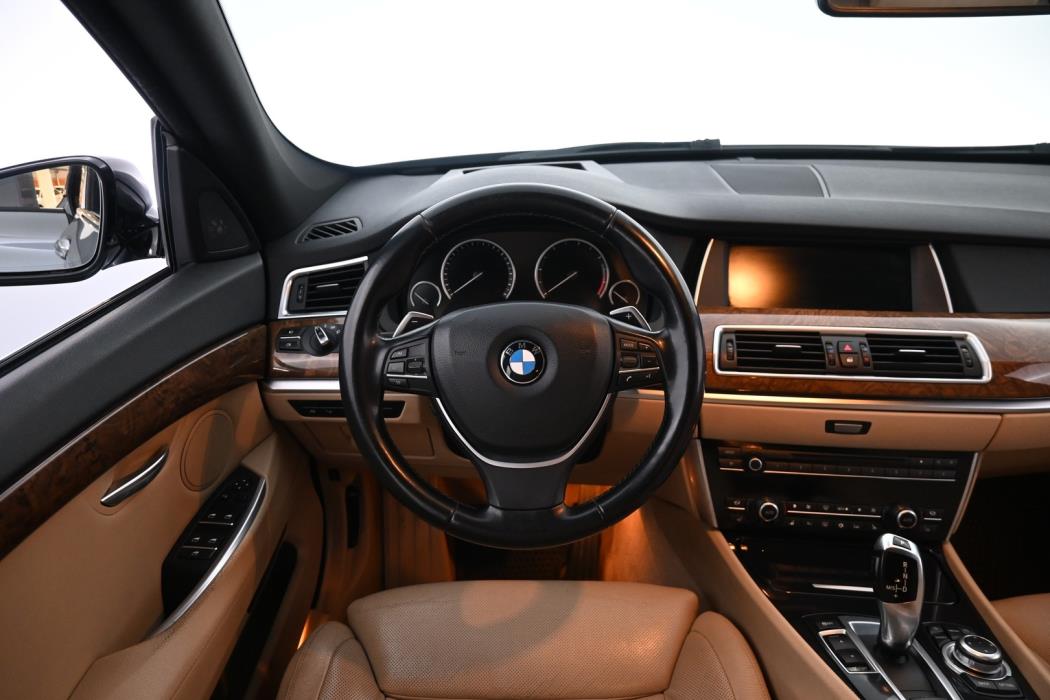 BMW 530 2010