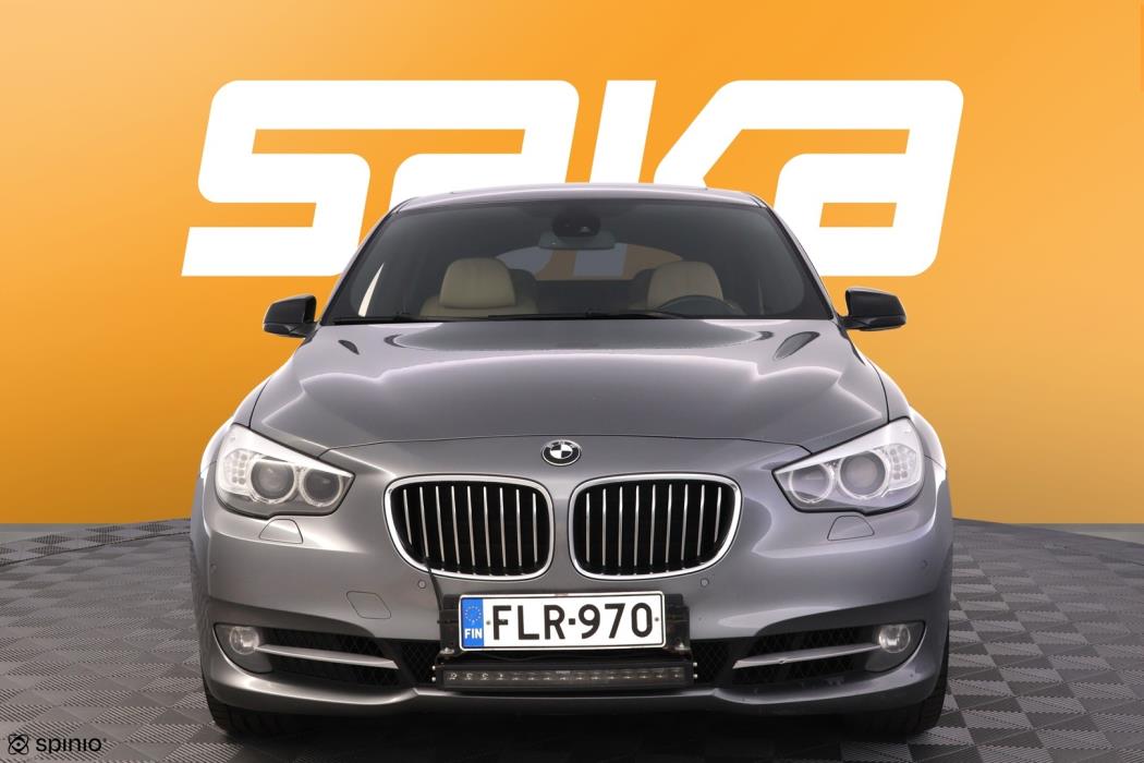 BMW 530 2010
