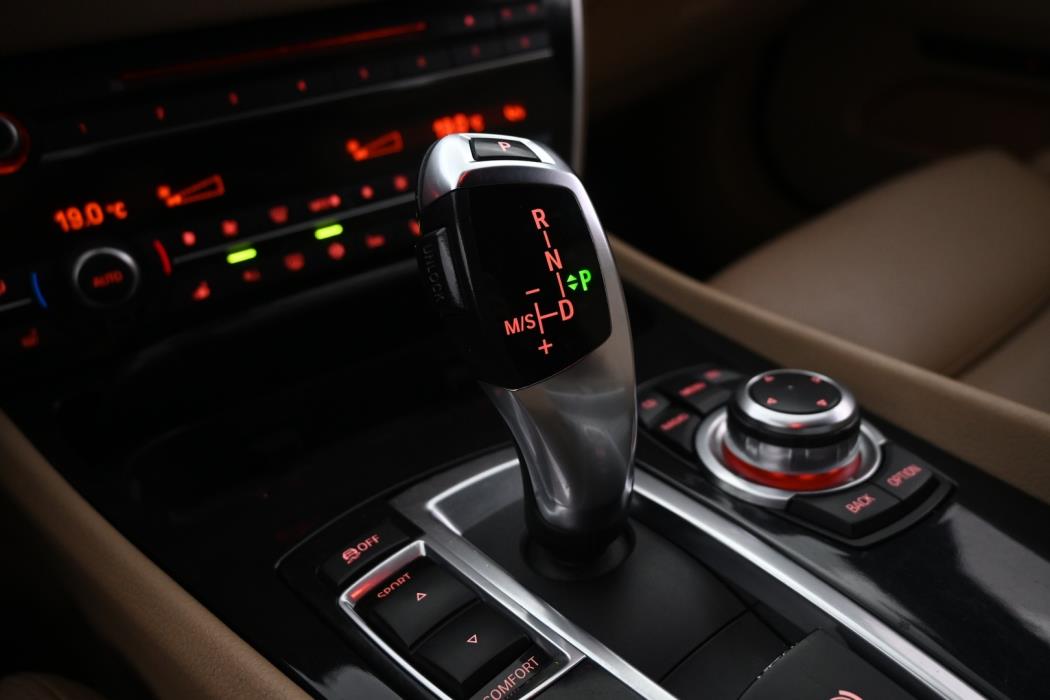 BMW 530 2010