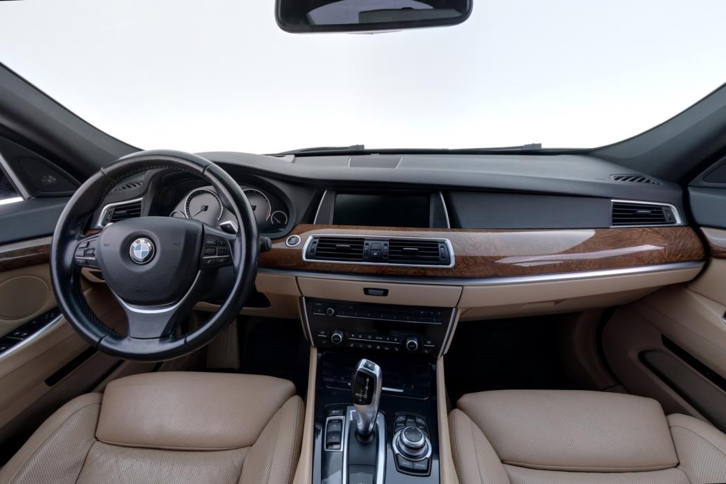 BMW 530 2010