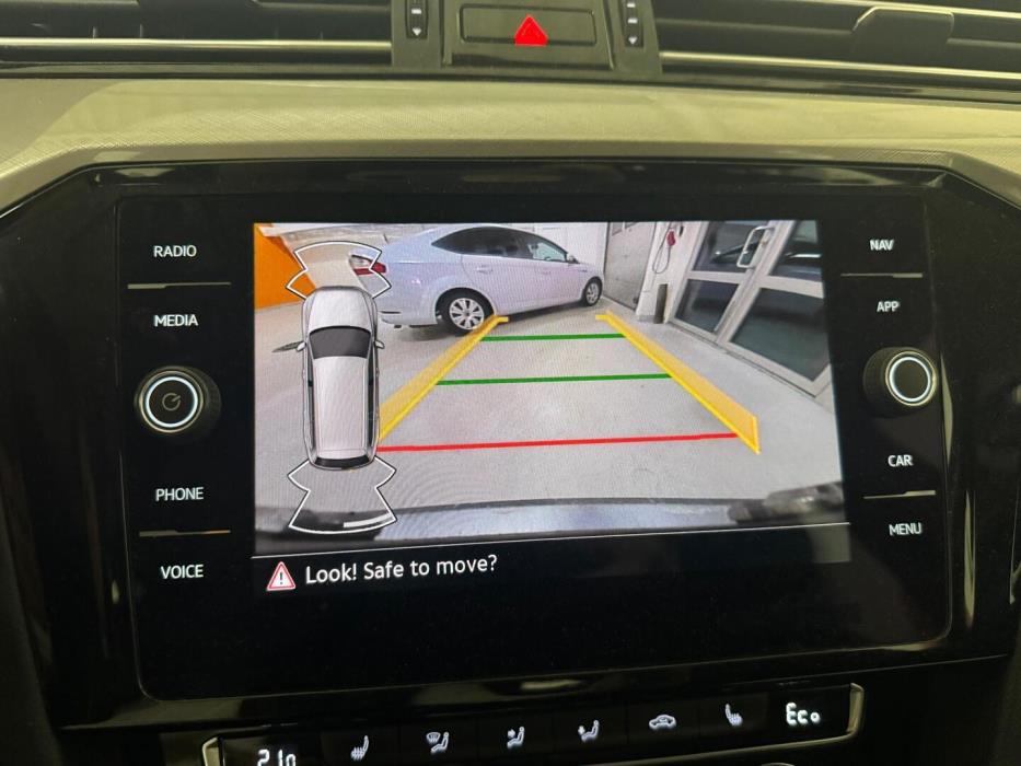 VOLKSWAGEN Passat 2020
