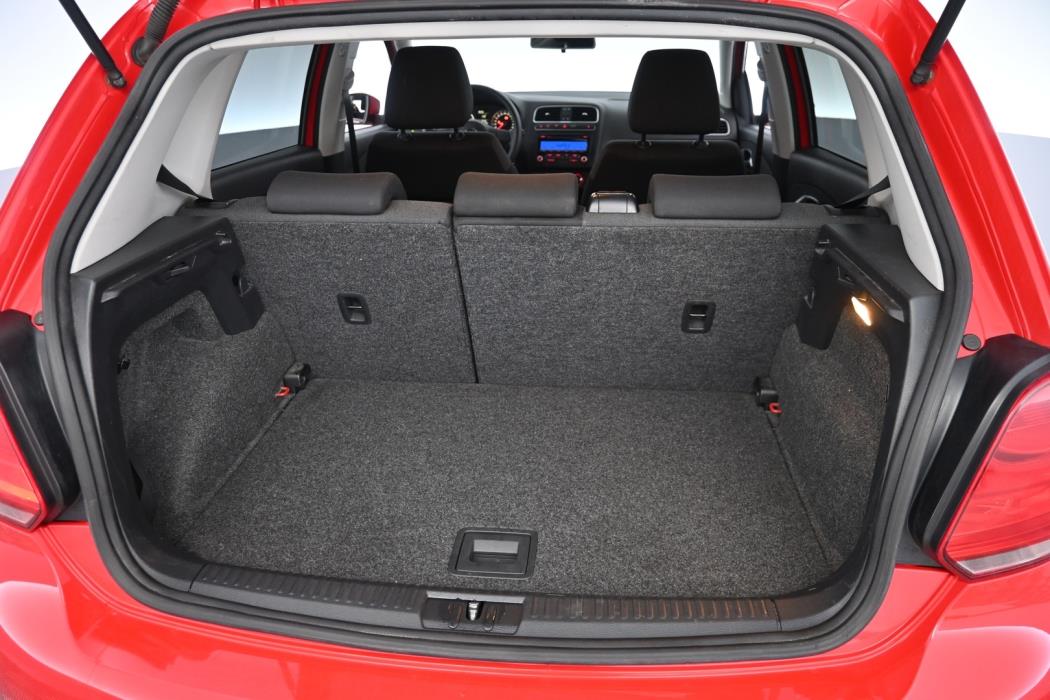 VOLKSWAGEN Polo 2011