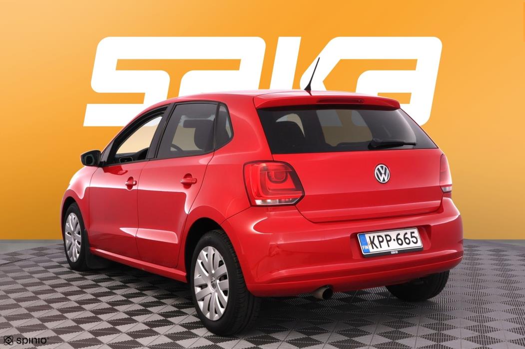 VOLKSWAGEN Polo 2011