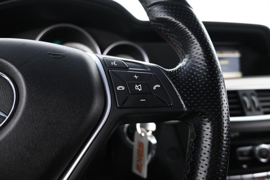 MERCEDES-BENZ C 2012