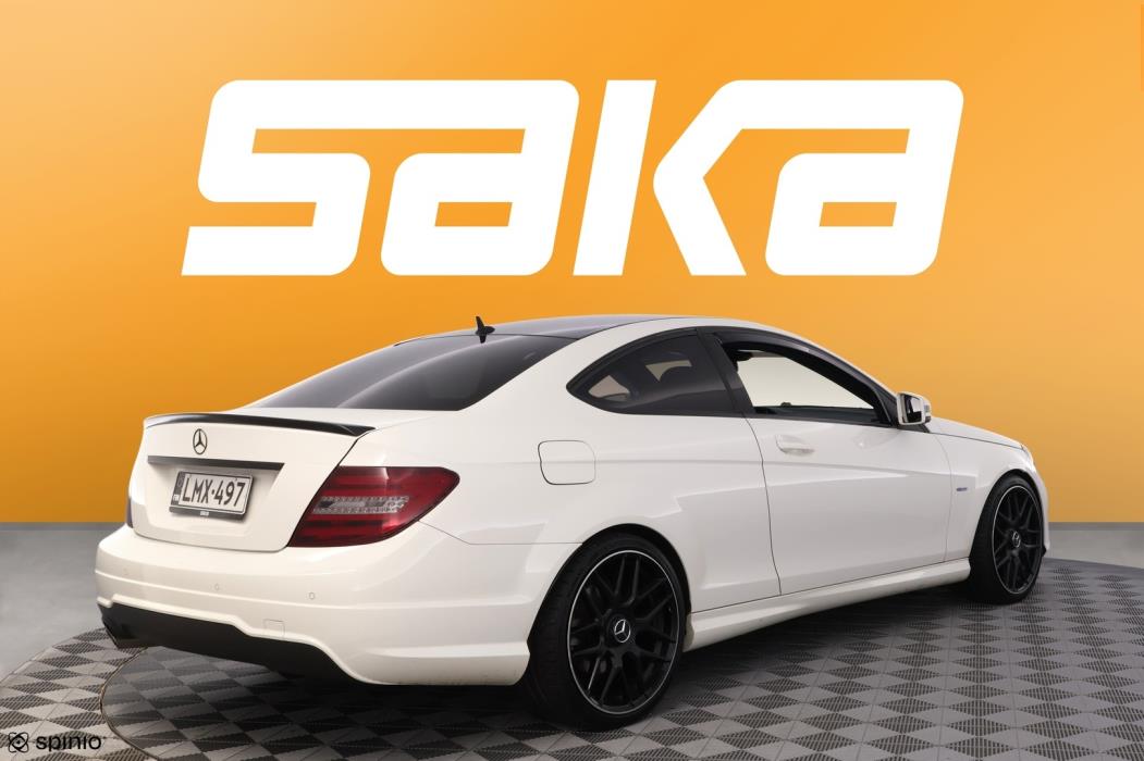 MERCEDES-BENZ C 2012
