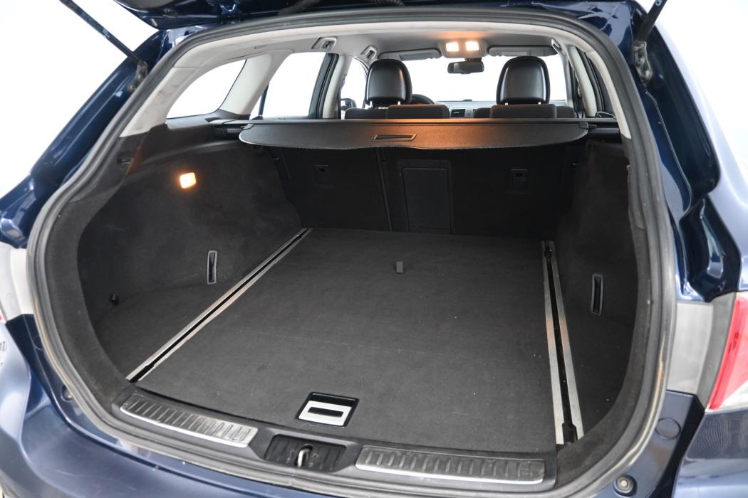 TOYOTA Avensis 2010