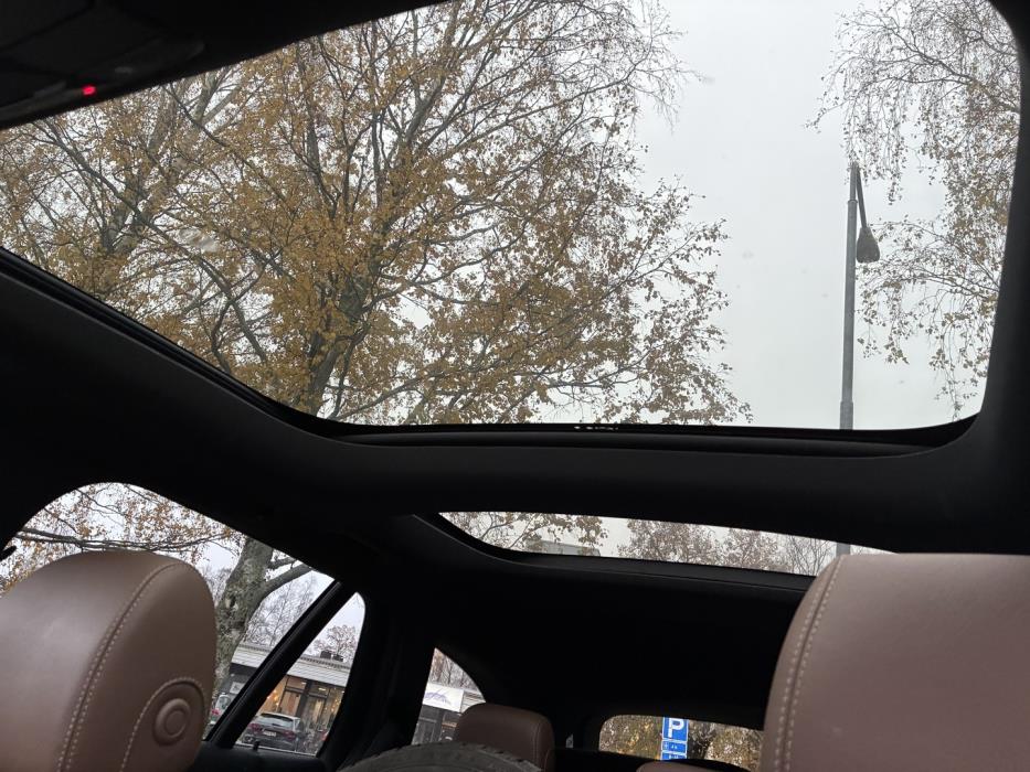 MERCEDES-BENZ E 2020