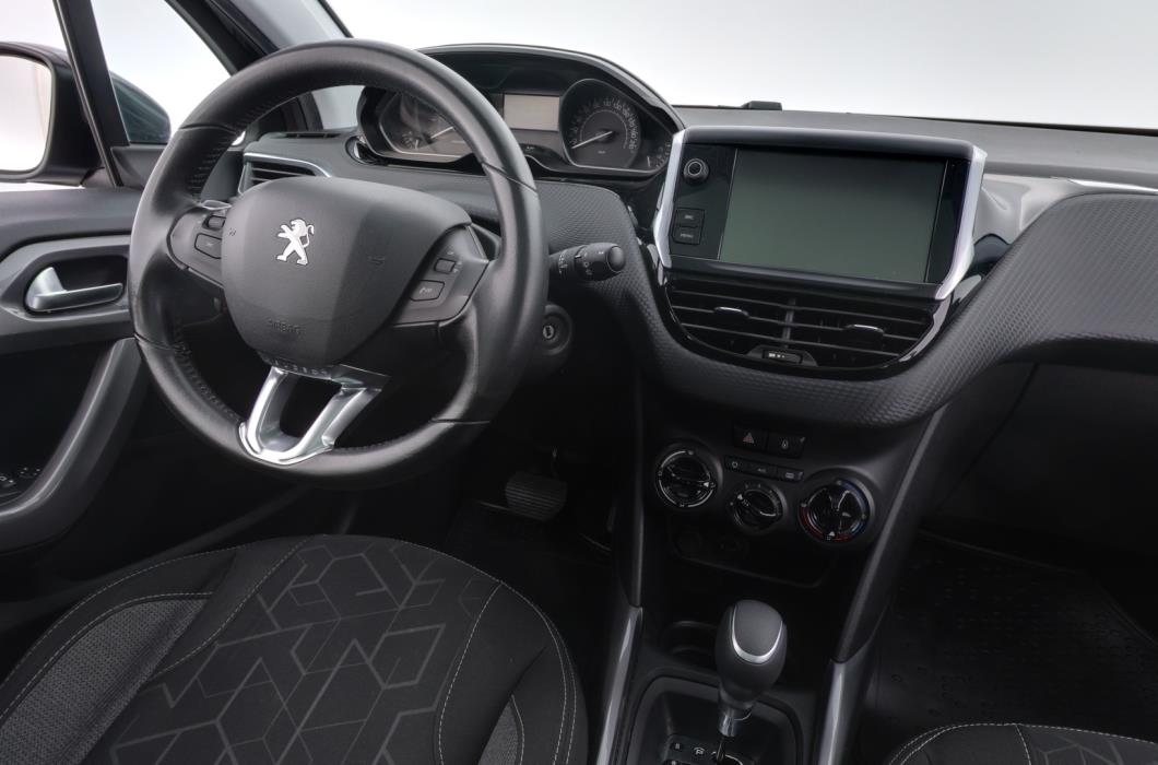 PEUGEOT 2008 2016