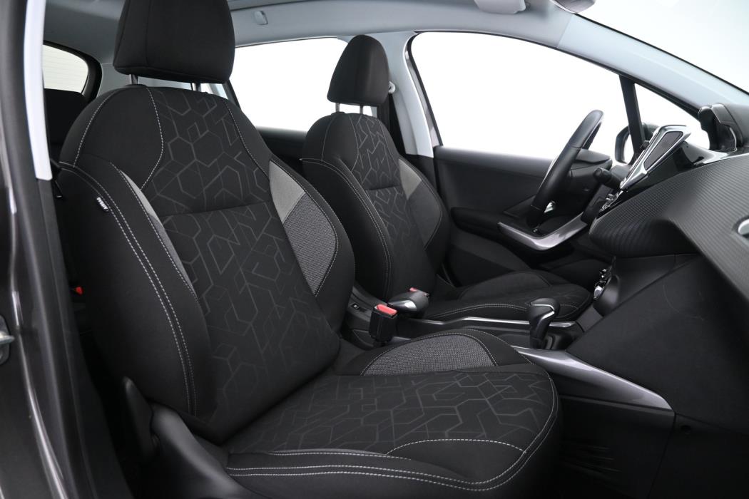 PEUGEOT 2008 2016