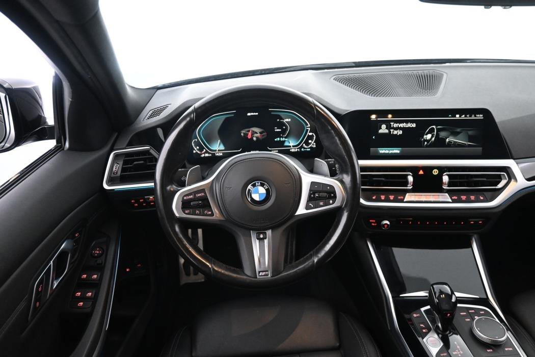 BMW 330 2021