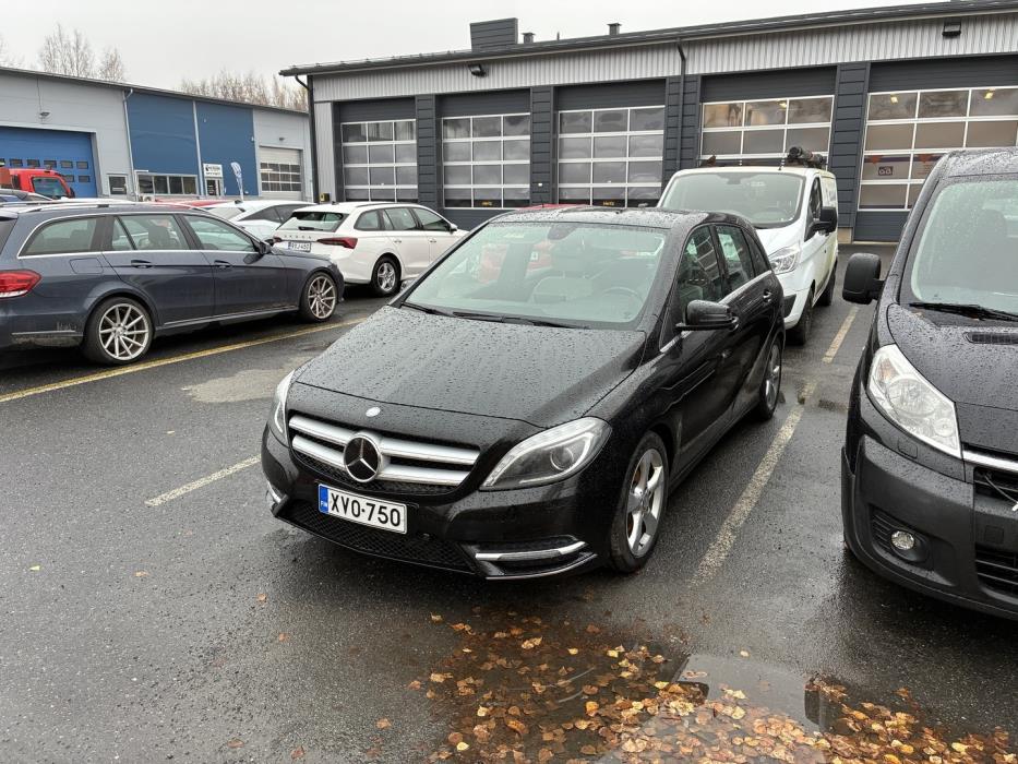 MERCEDES-BENZ B 2014