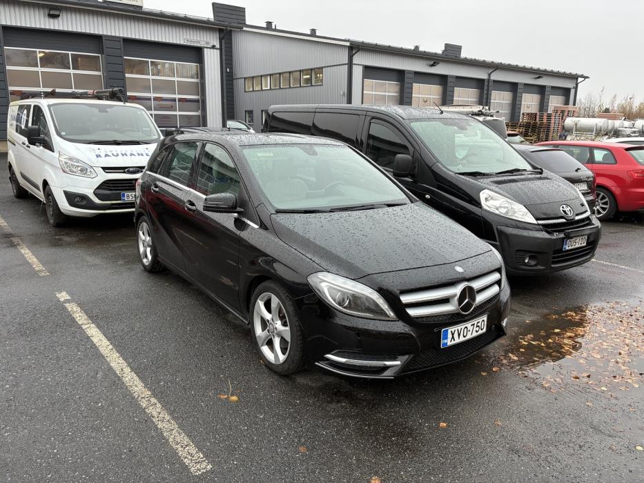 MERCEDES-BENZ B 2014