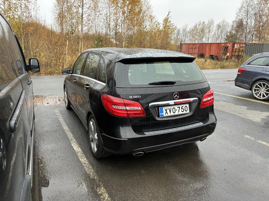 MERCEDES-BENZ B 2014