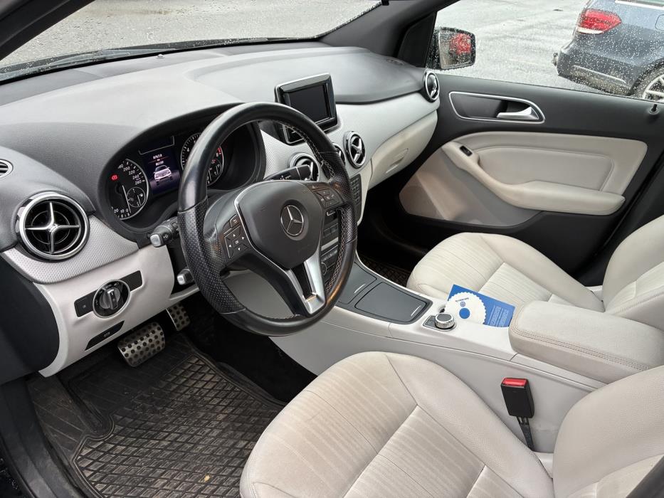MERCEDES-BENZ B 2014