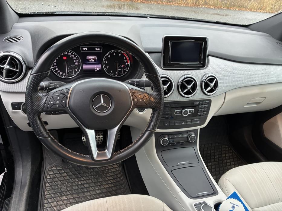 MERCEDES-BENZ B 2014
