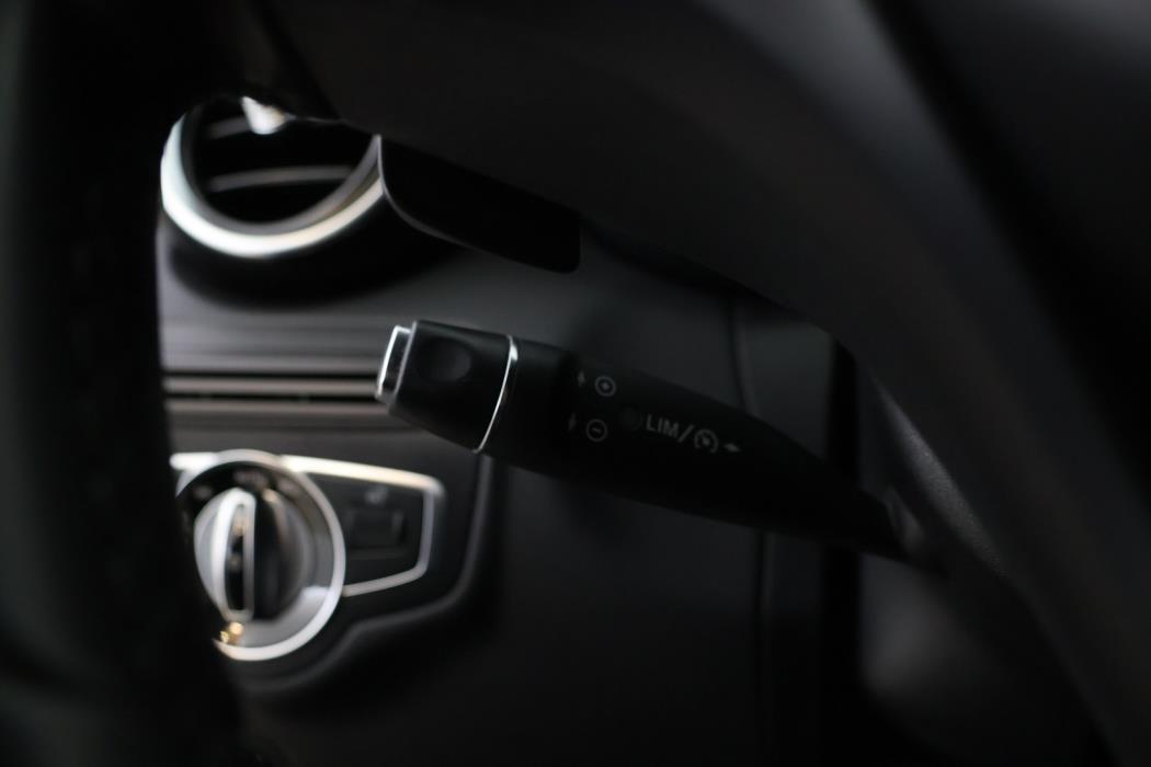 MERCEDES-BENZ C 2016