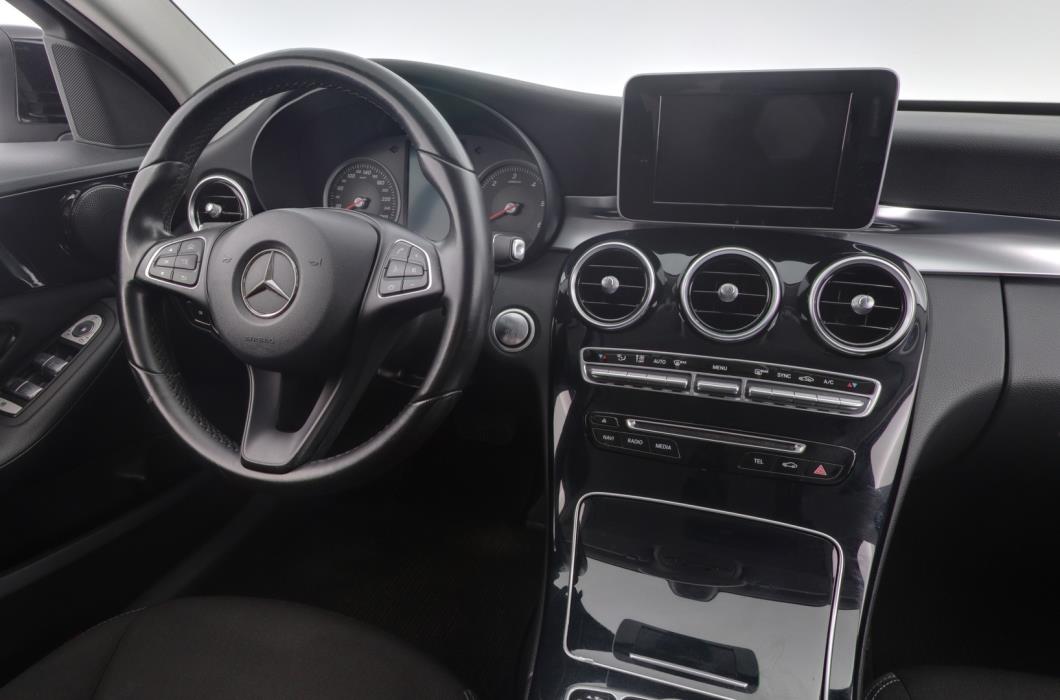 MERCEDES-BENZ C 2016