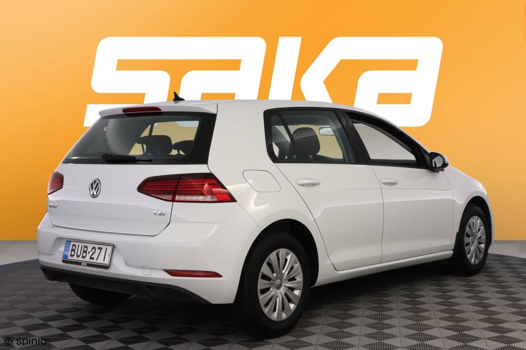VOLKSWAGEN Golf 2017