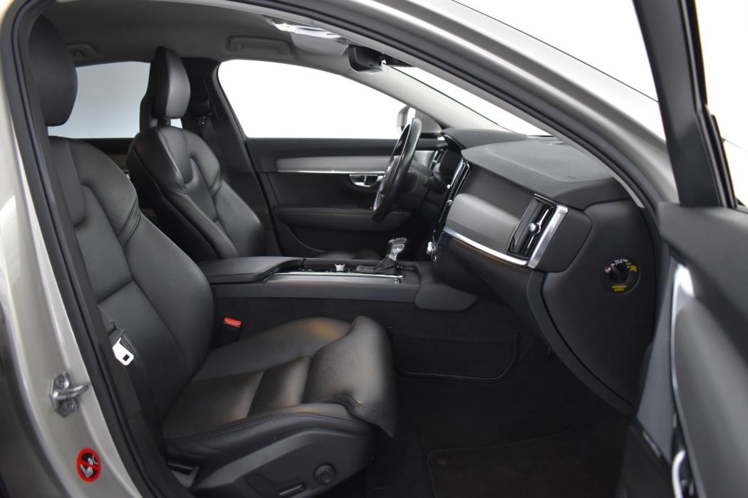 VOLVO S90 2017