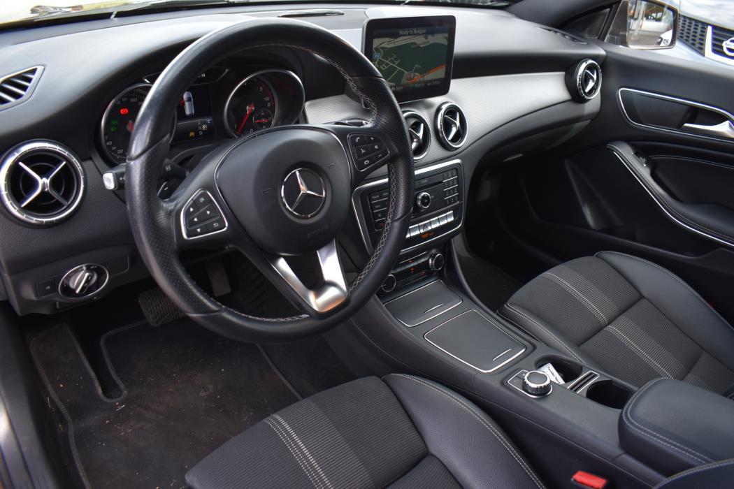 MERCEDES-BENZ CLA 2018