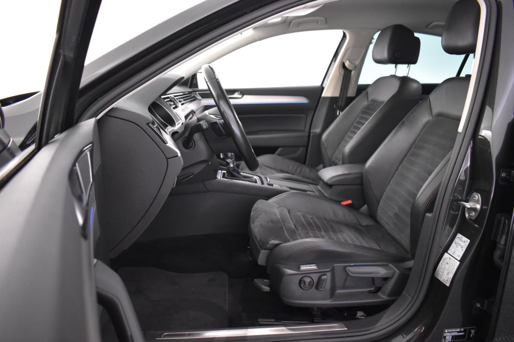 VOLKSWAGEN Passat 2018