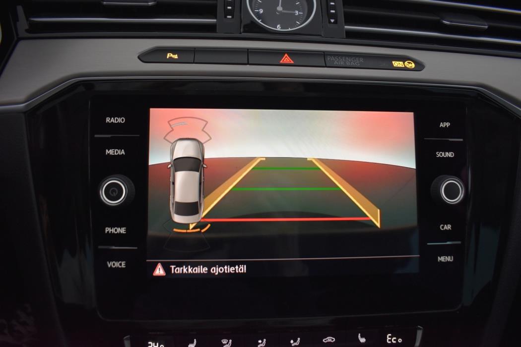VOLKSWAGEN Passat 2018