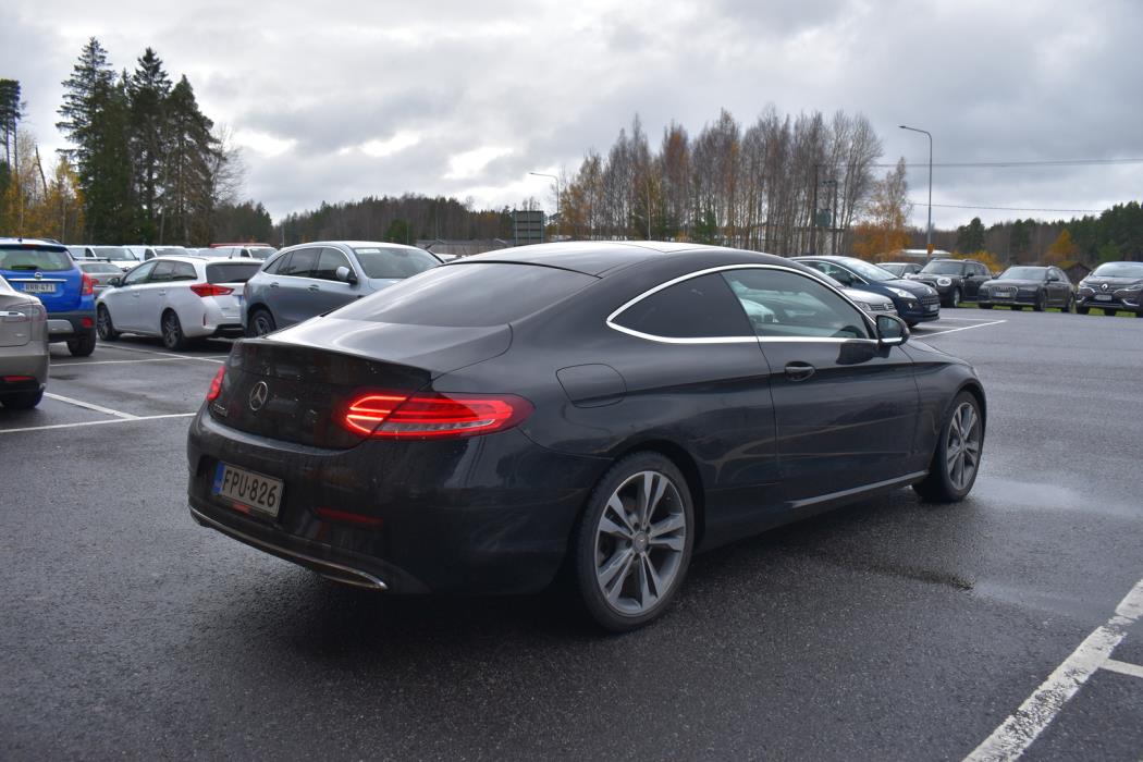 MERCEDES-BENZ C 2016