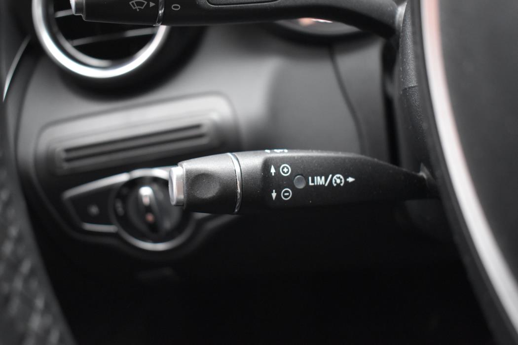 MERCEDES-BENZ C 2016