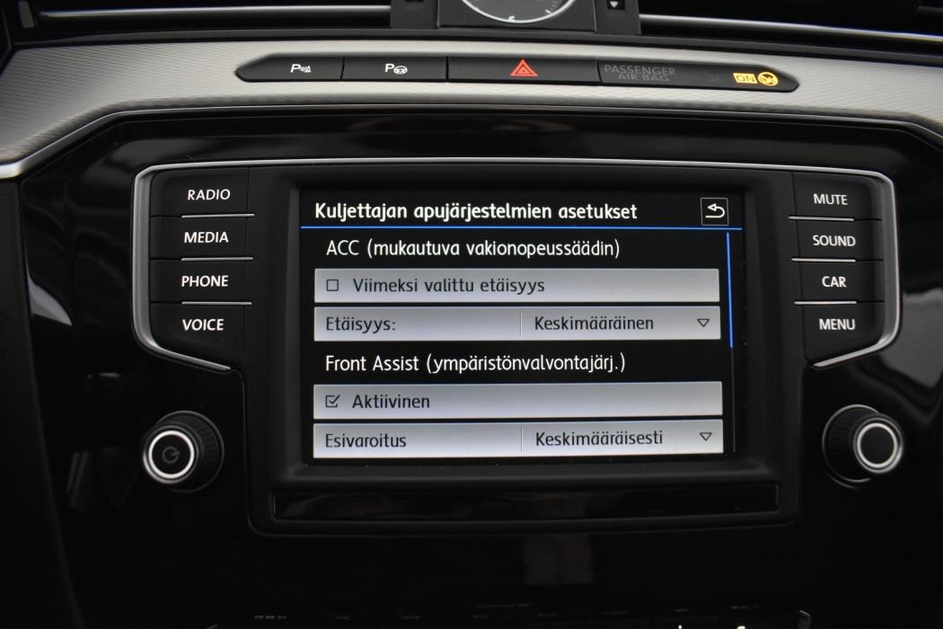 VOLKSWAGEN Passat 2017