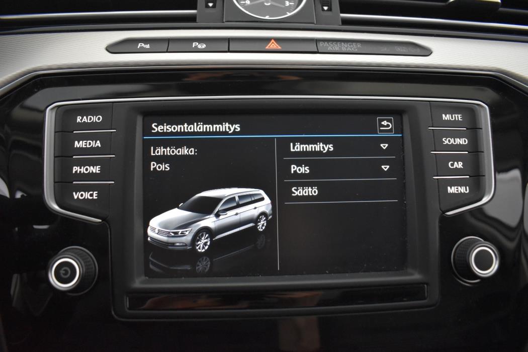 VOLKSWAGEN Passat 2017