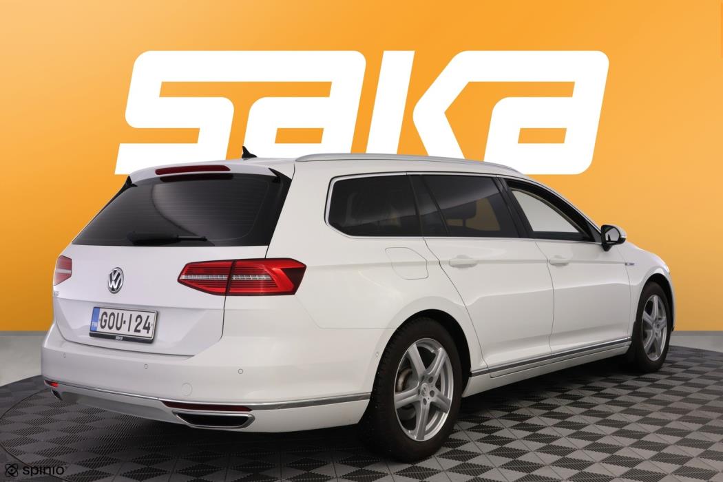 VOLKSWAGEN Passat 2017