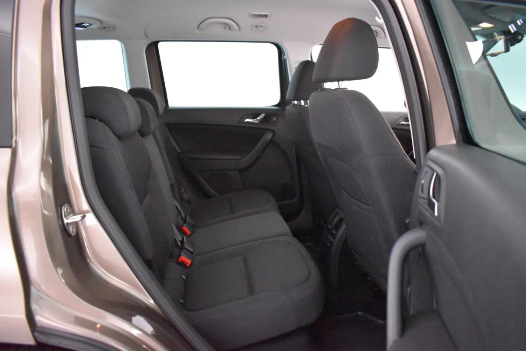 SKODA Yeti 2011