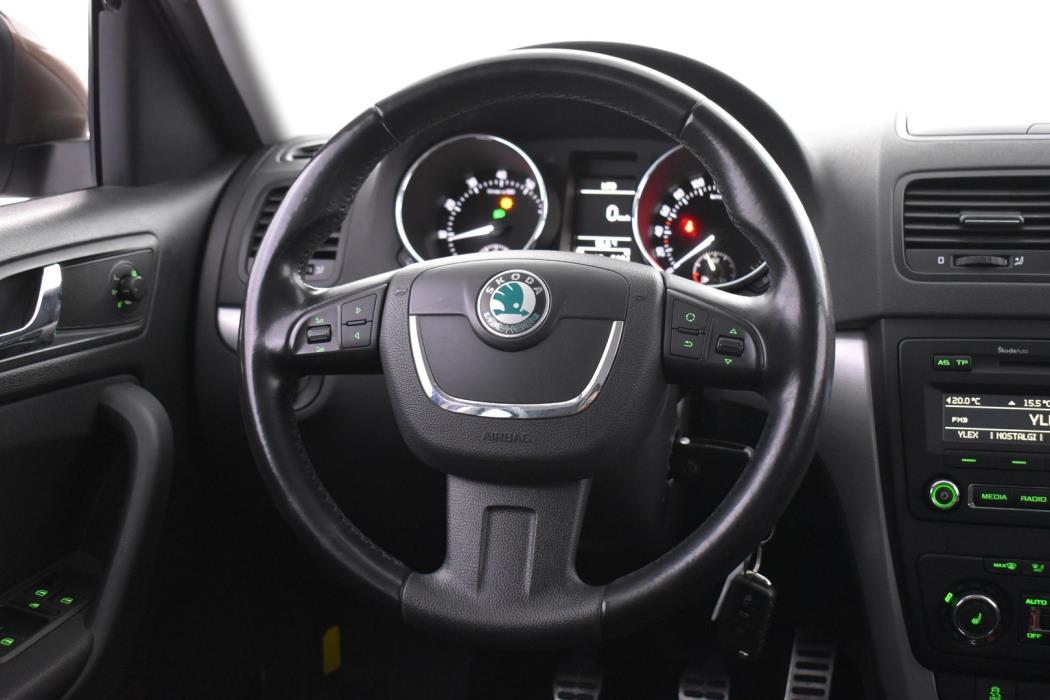 SKODA Yeti 2011