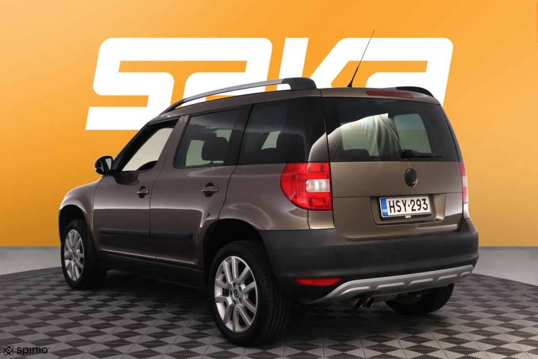 SKODA Yeti 2011