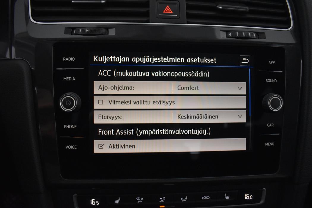 VOLKSWAGEN Golf 2018