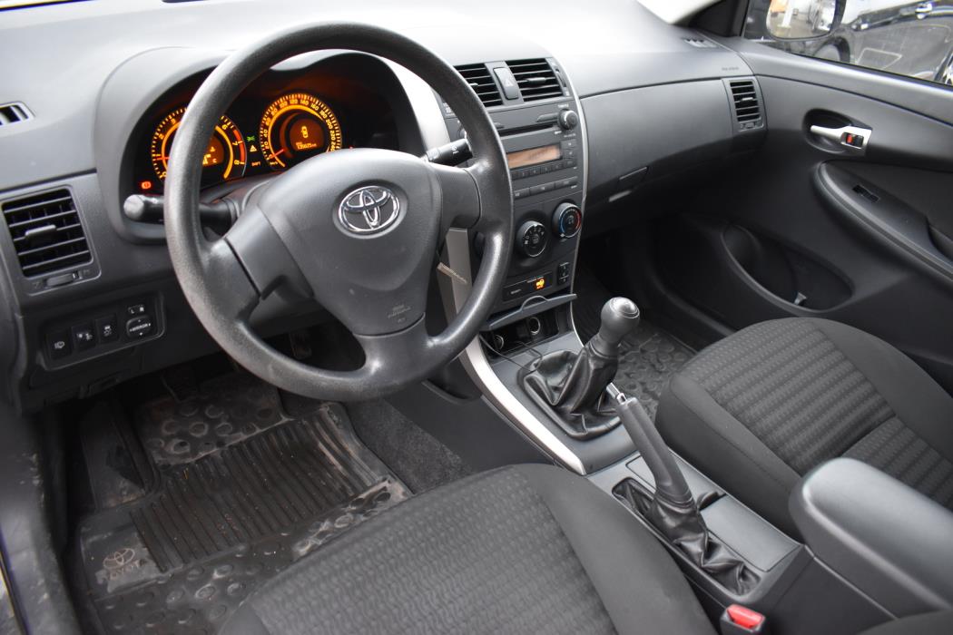 TOYOTA Corolla 2008