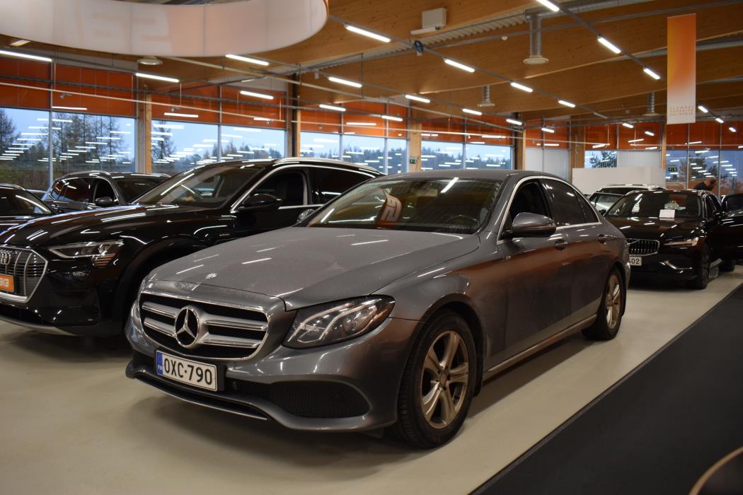MERCEDES-BENZ E 2017