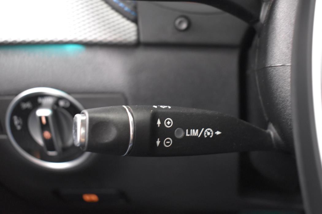 MERCEDES-BENZ B 2015