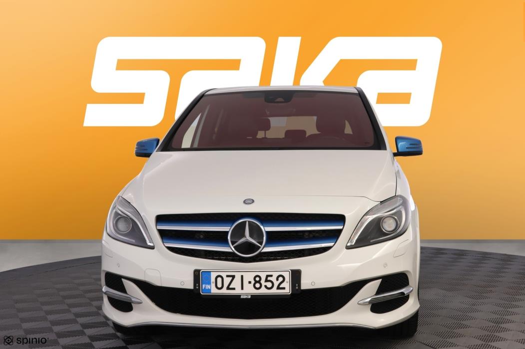 MERCEDES-BENZ B 2015