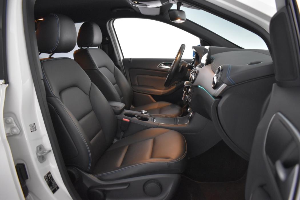 MERCEDES-BENZ B 2015