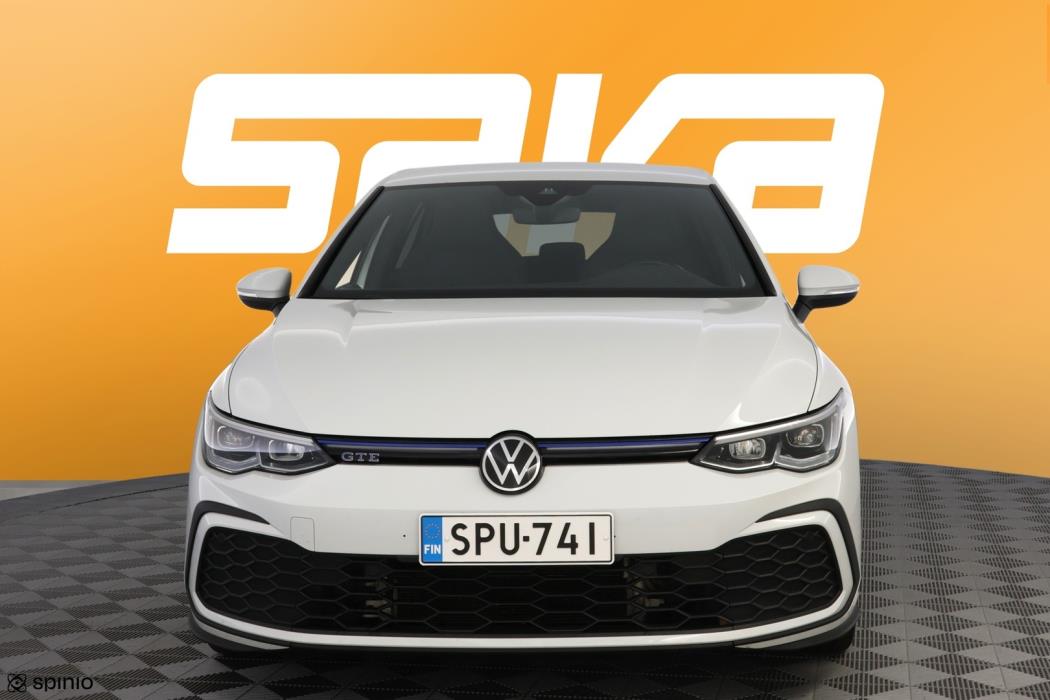VOLKSWAGEN Golf 2021