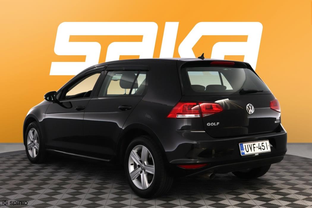 VOLKSWAGEN Golf 2015