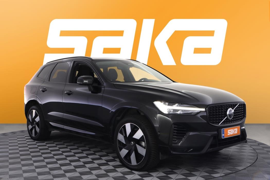 VOLVO XC60 2025