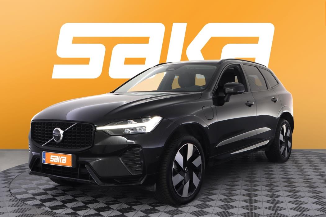 VOLVO XC60 2025