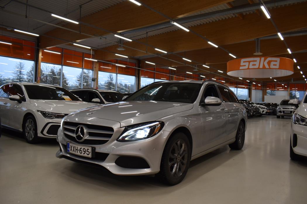 MERCEDES-BENZ C 2015