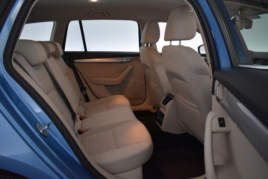 SKODA Octavia 2014