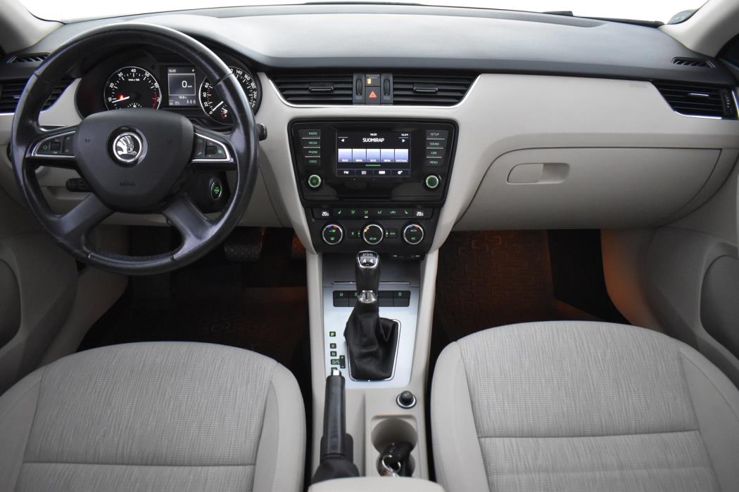 SKODA Octavia 2014