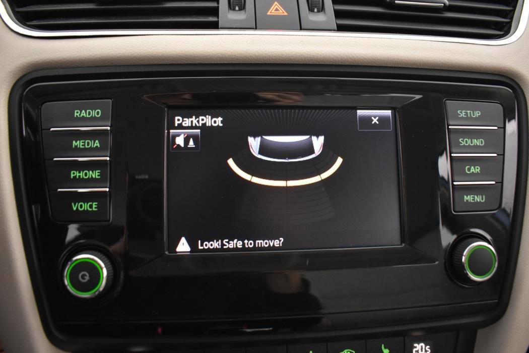 SKODA Octavia 2014