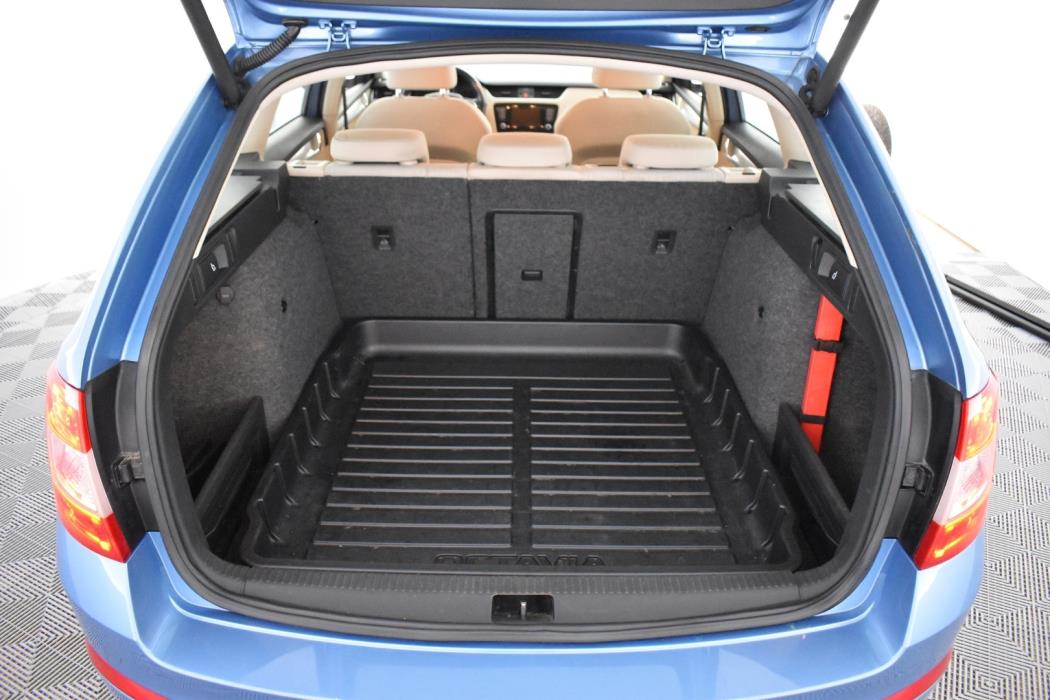 SKODA Octavia 2014
