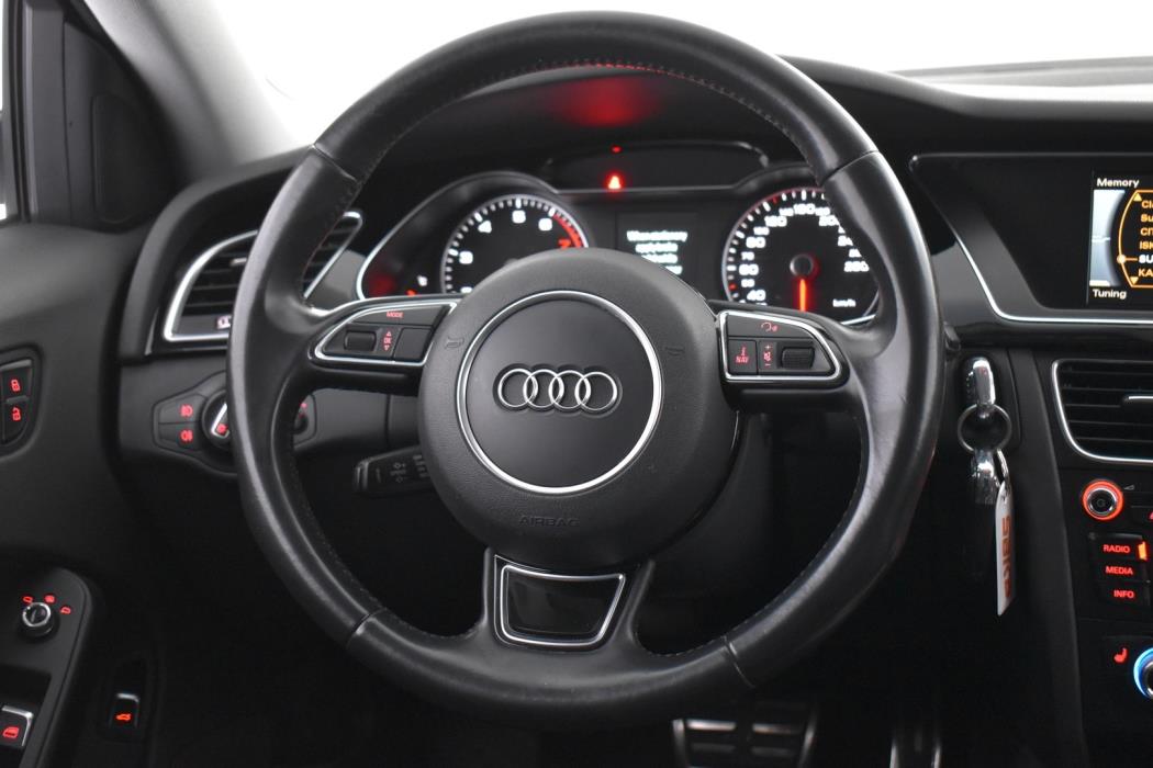 AUDI A4 2015